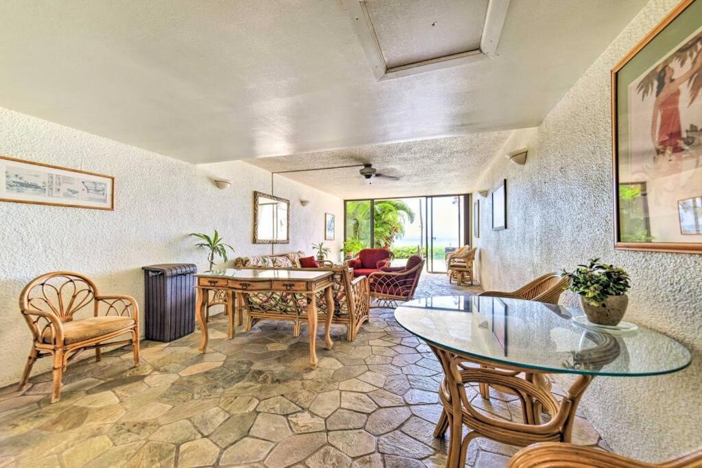 Stunning Maui Direct Ocean Front On The Beach, Walk To Beach From Condo, Watch Turtles, Whales, Ac In All Rooms Ocean View Pool And Spa Wailuku Экстерьер фото