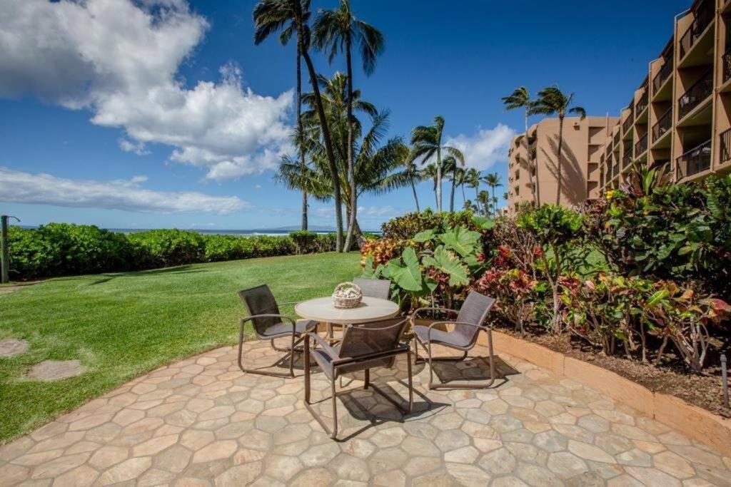 Stunning Maui Direct Ocean Front On The Beach, Walk To Beach From Condo, Watch Turtles, Whales, Ac In All Rooms Ocean View Pool And Spa Wailuku Экстерьер фото