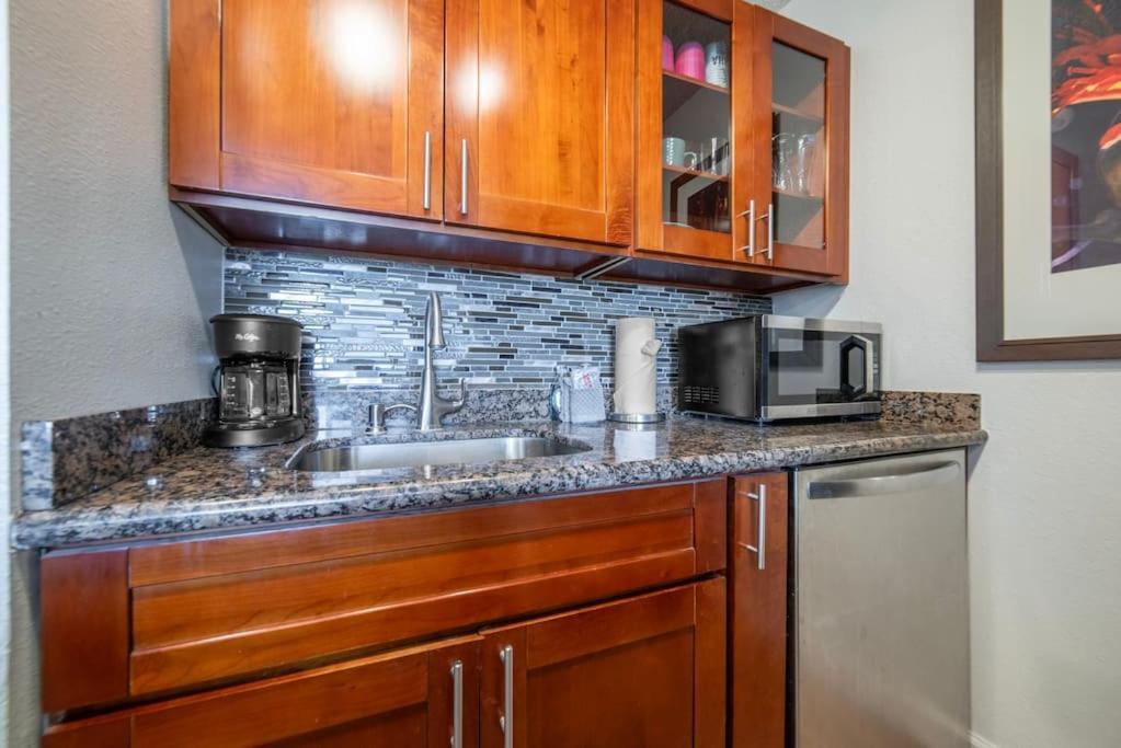 Stunning Maui Direct Ocean Front On The Beach, Walk To Beach From Condo, Watch Turtles, Whales, Ac In All Rooms Ocean View Pool And Spa Wailuku Экстерьер фото