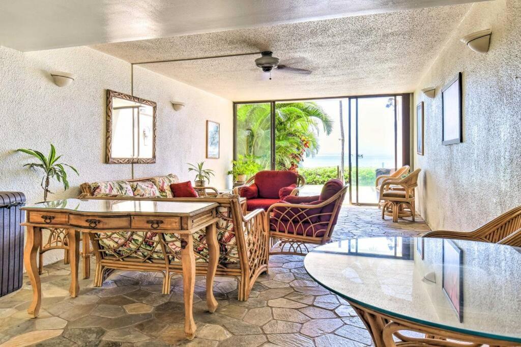 Stunning Maui Direct Ocean Front On The Beach, Walk To Beach From Condo, Watch Turtles, Whales, Ac In All Rooms Ocean View Pool And Spa Wailuku Экстерьер фото